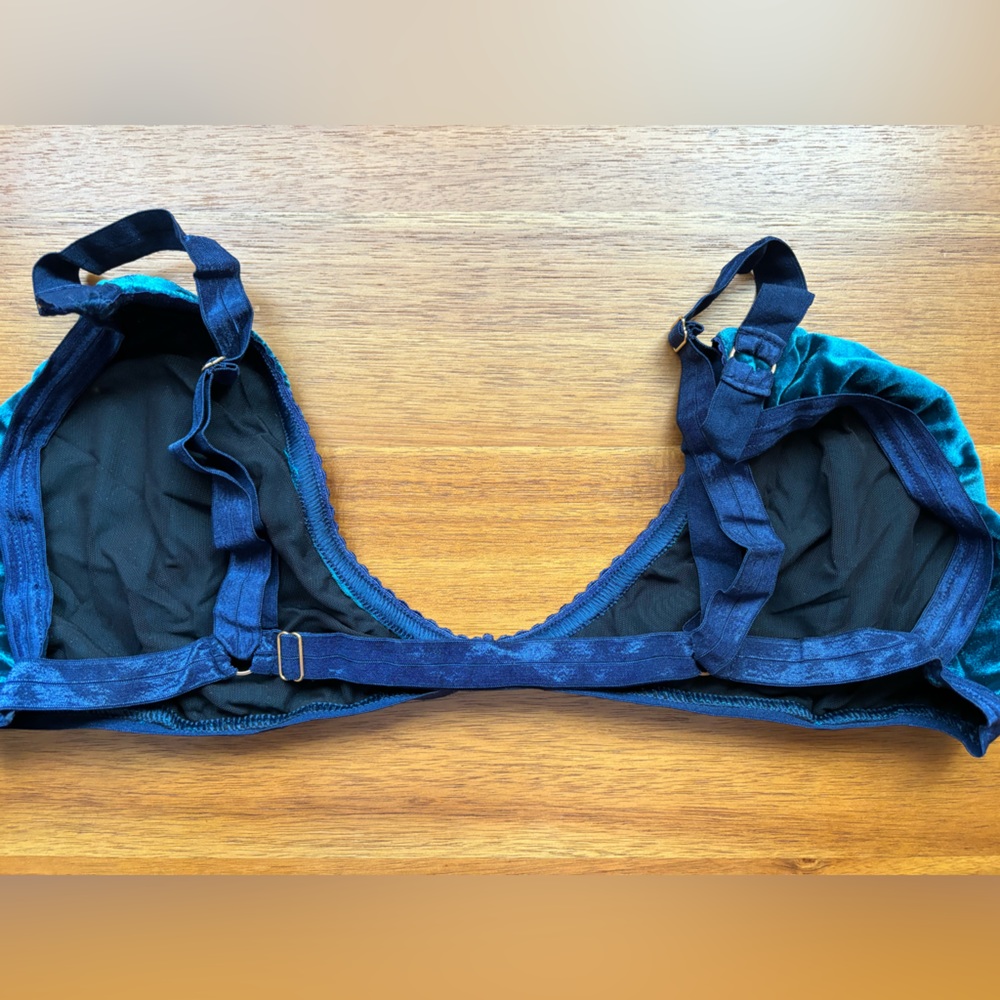 Solstice Intimates Velvet Equinox Bralette - Picture 4 of 9